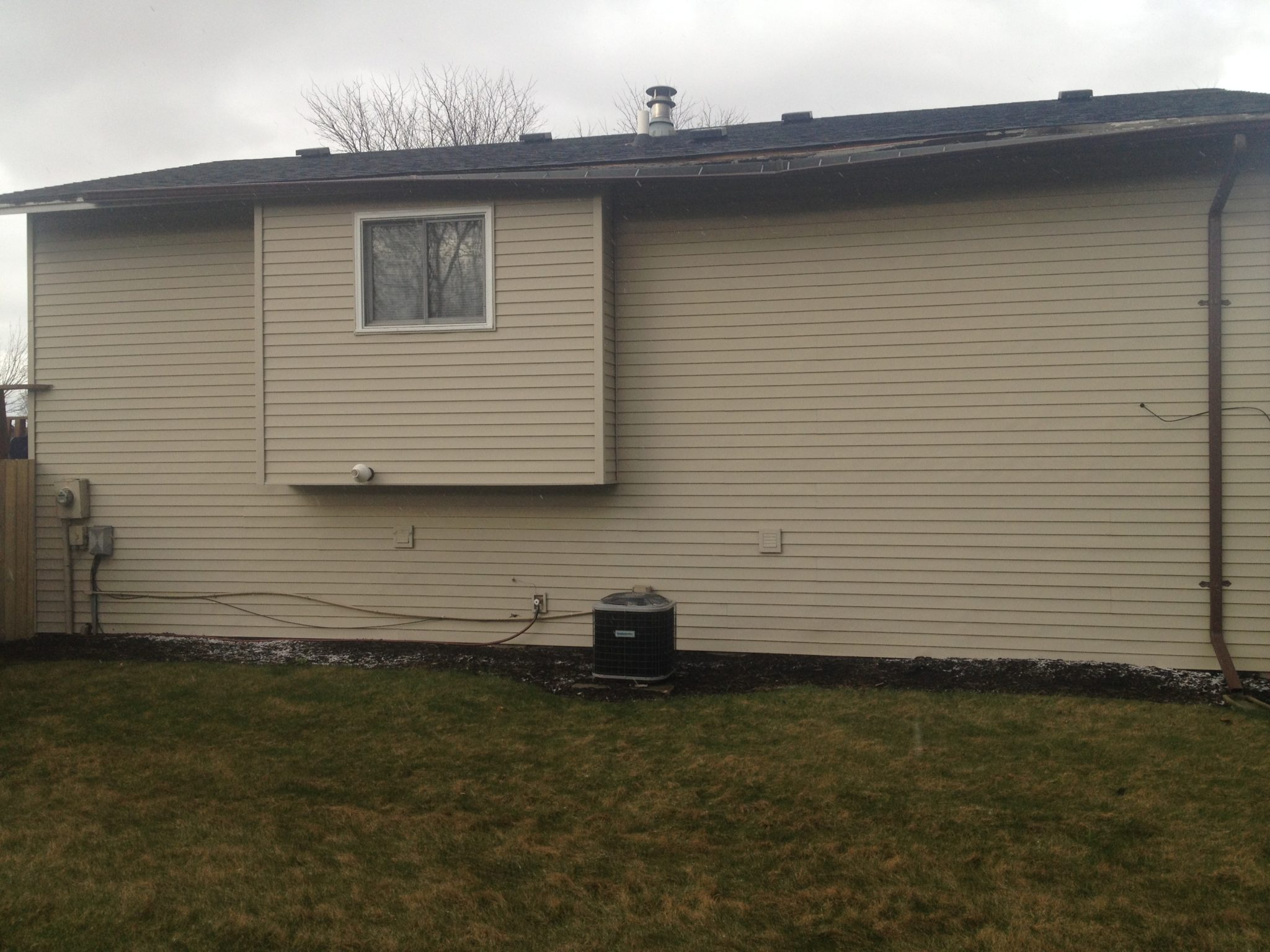 Sagging gutters on River Falls home