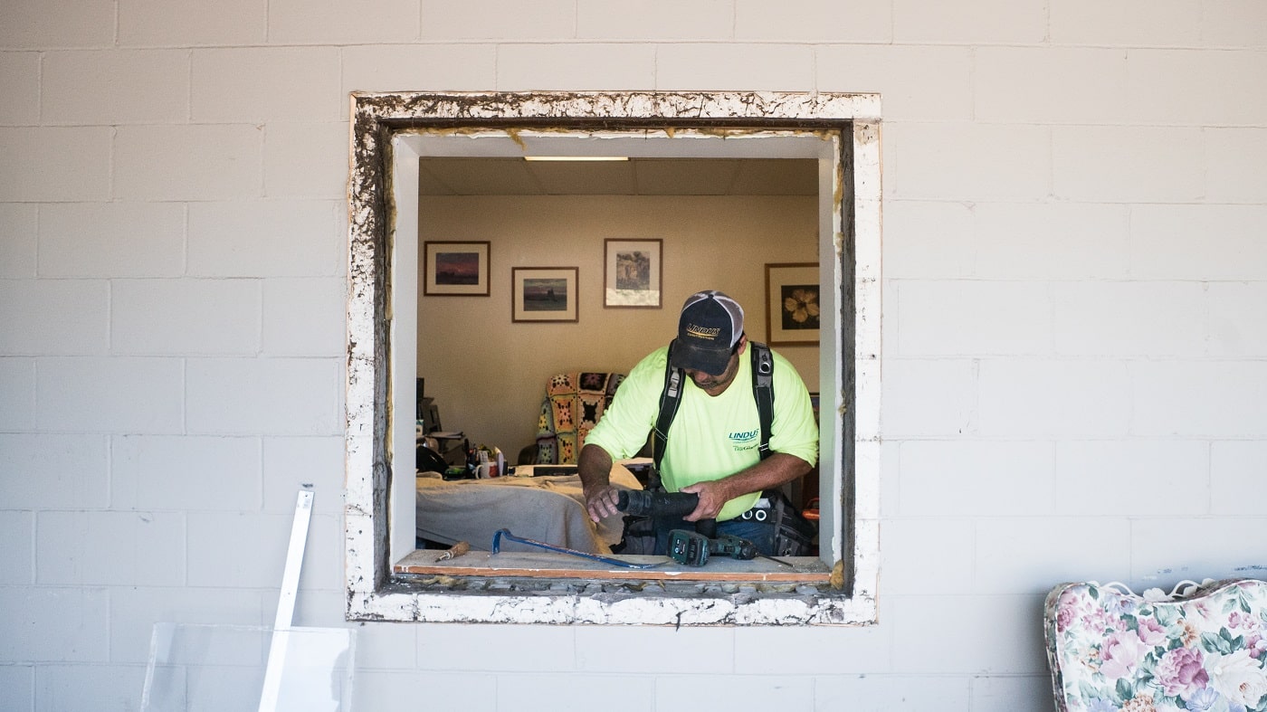 window installation by Lindus Construction