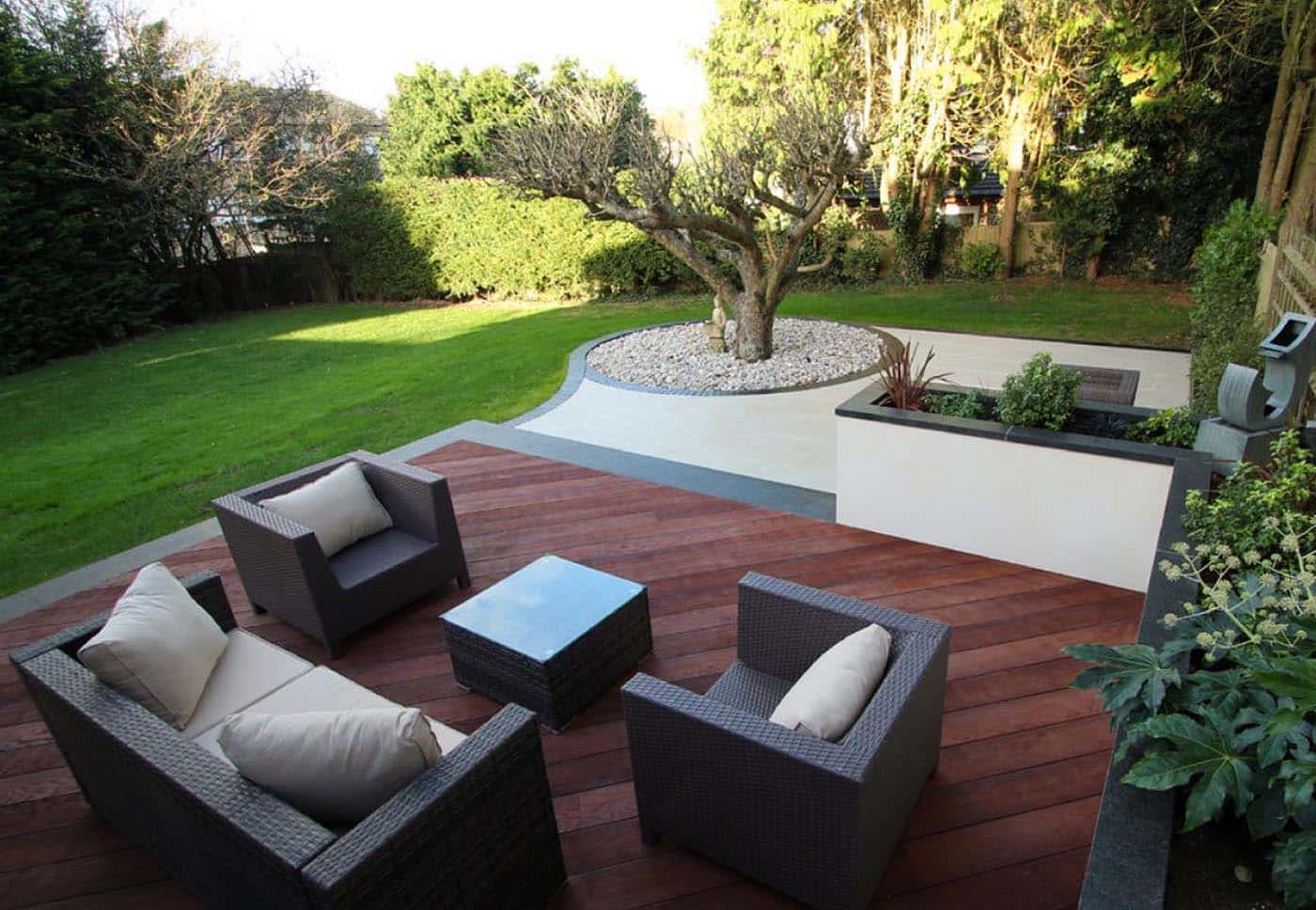 Millboard-Enhanced-Grain-Jarrah-1